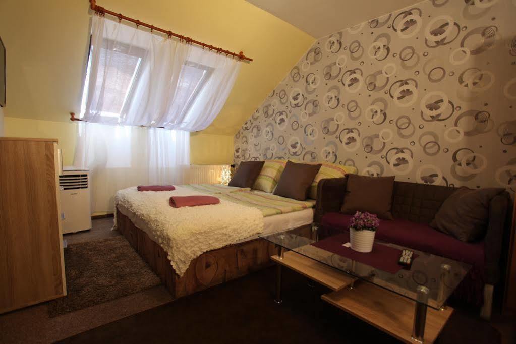Residence Albert Prague Extérieur photo